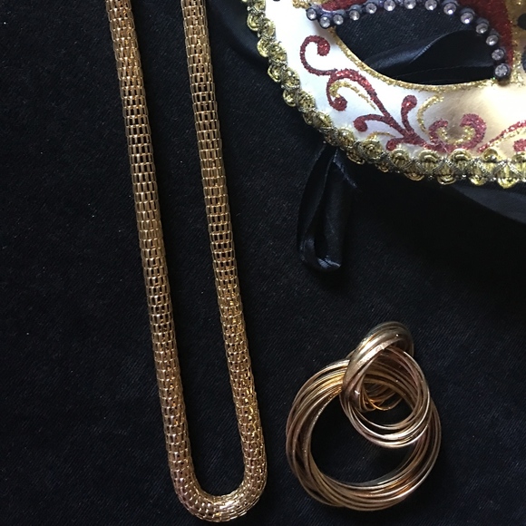 Necklace Set - Picture 8 of 8